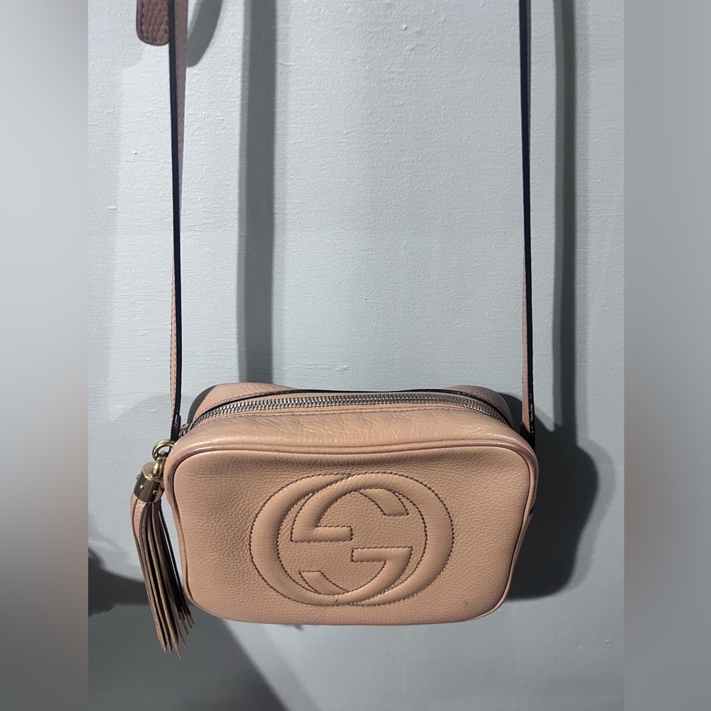 Gucci SOHO DISCO tan”Camelia” Pebbled calfskin leather